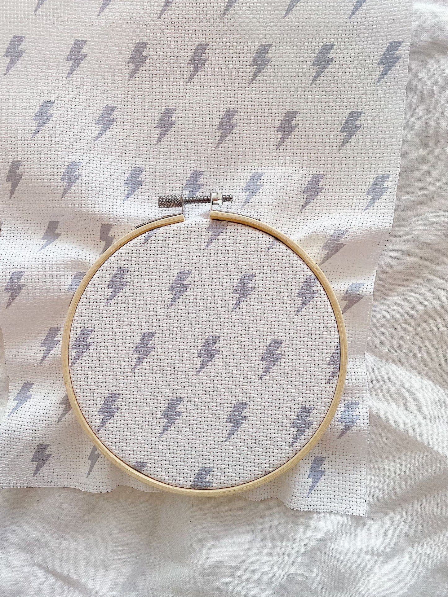 Grey Bowie Thunder Bolt printed cross stitch fabric - 16 x 11" Aida  Embroidery fabric for embroidery projects - repeat pattern