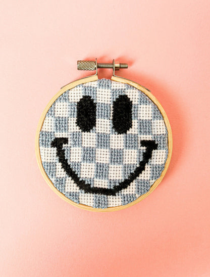 Cute Happy Smiley Face Cross Stitch Kit , beginner friendly, easy crafty gift