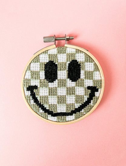 Cute Happy Smiley Face Cross Stitch Kit , beginner friendly, easy crafty gift