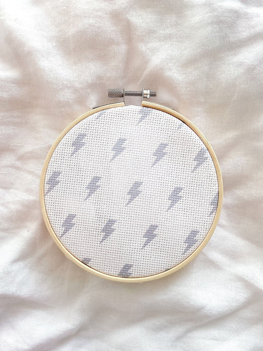 Grey Bowie Thunder Bolt printed cross stitch fabric - 16 x 11" Aida  Embroidery fabric for embroidery projects - repeat pattern
